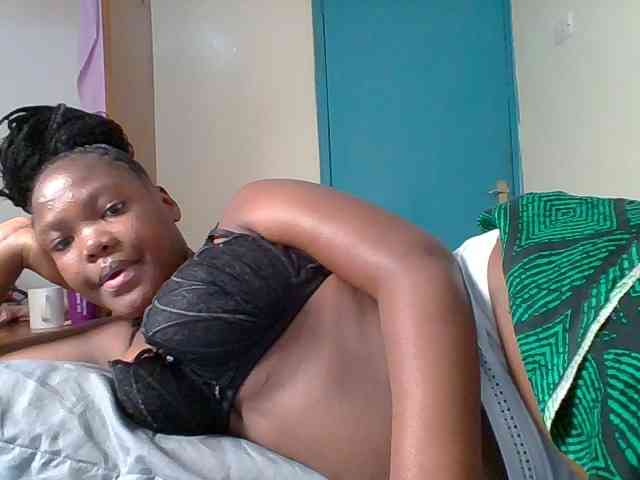 Sexyicey webcam