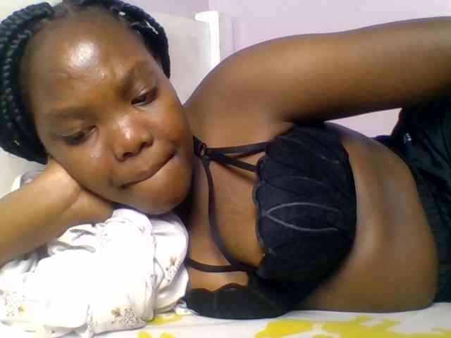 Sexyicey webcam