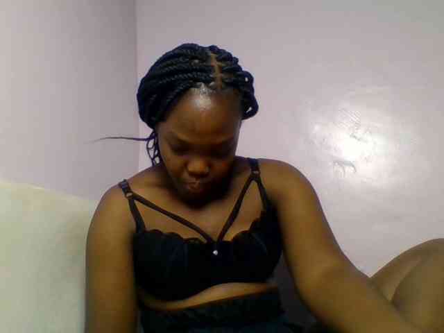 Sexyicey webcam