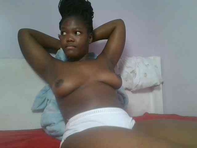 Sexyicey webcam