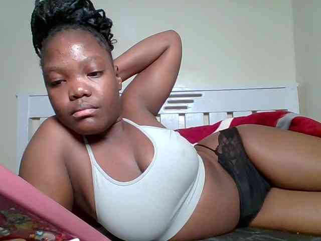 Sexyicey webcam