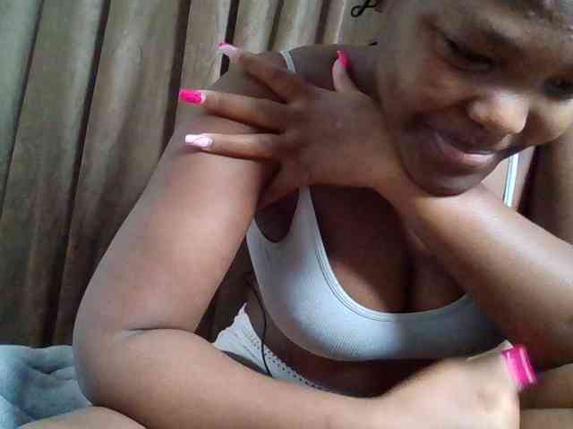 Sexyicey webcam