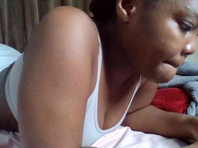 Sexyicey webcam