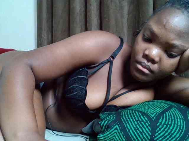Sexyicey webcam