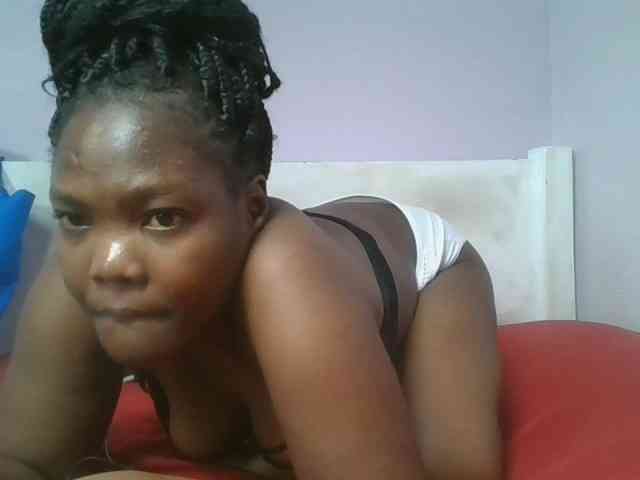 Sexyicey webcam
