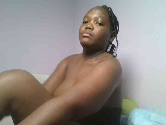 Sexyicey webcam