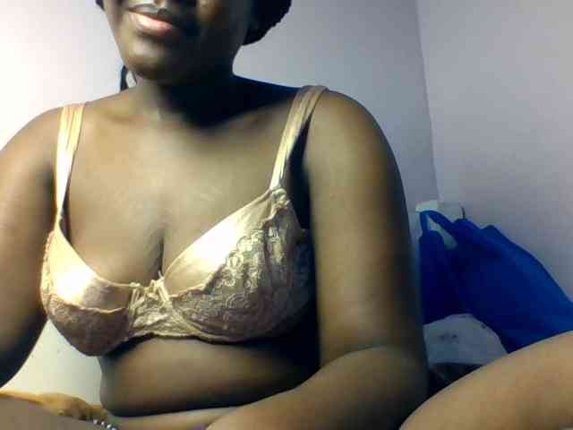 Sexyicey webcam