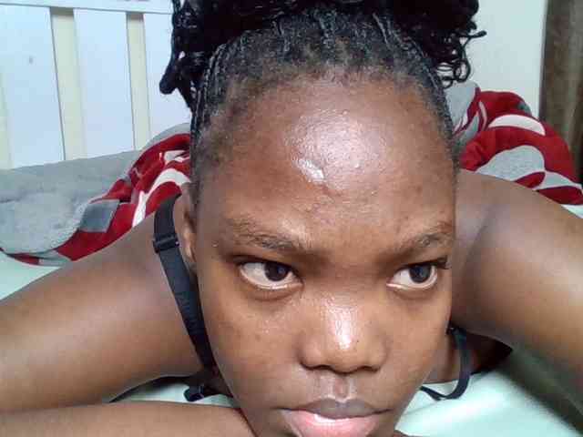 Sexyicey webcam