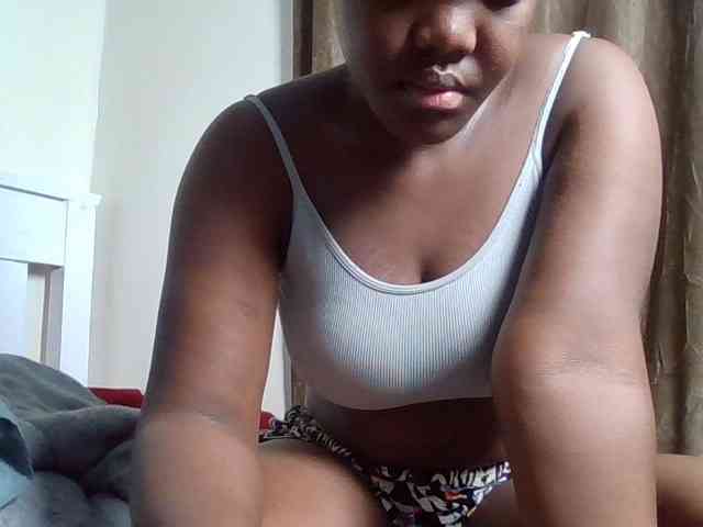 Sexyicey webcam