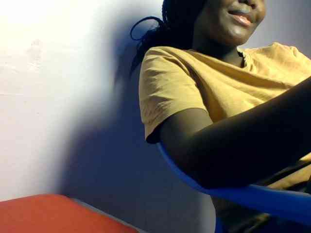 Sexyicey webcam