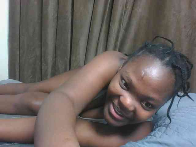 Sexyicey webcam