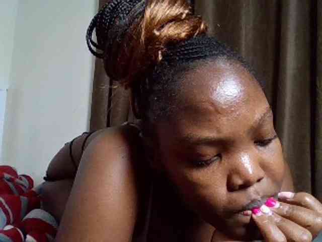 Sexyicey webcam