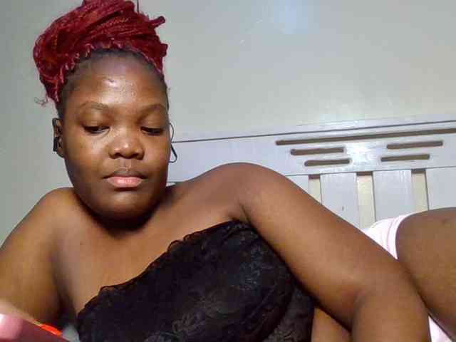 Sexyicey webcam