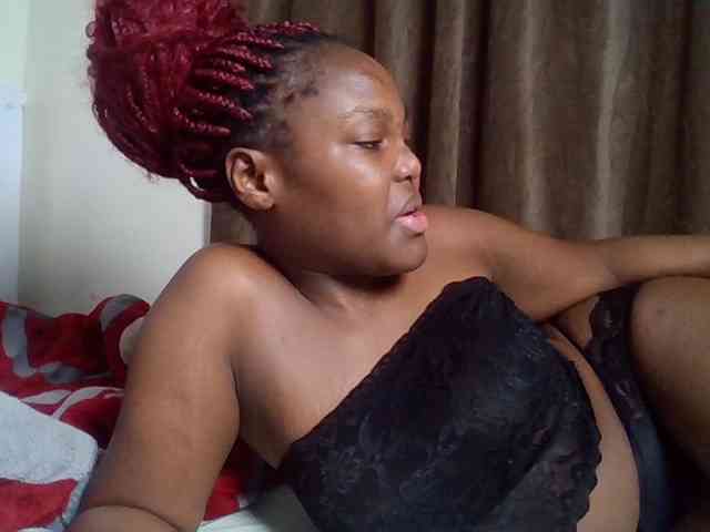 Sexyicey webcam