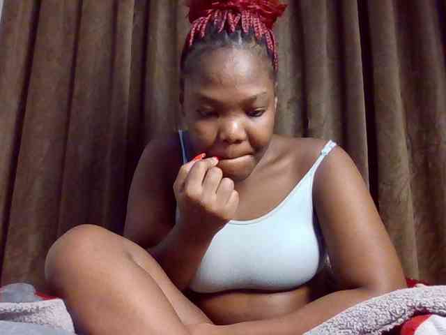Sexyicey webcam