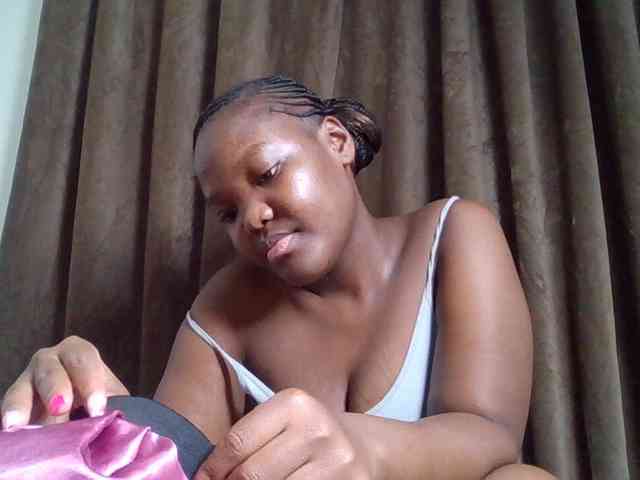 Sexyicey webcam