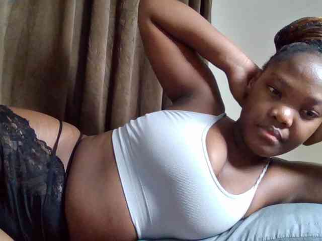 Sexyicey webcam