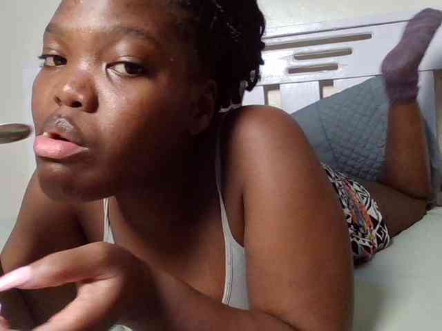 Sexyicey webcam