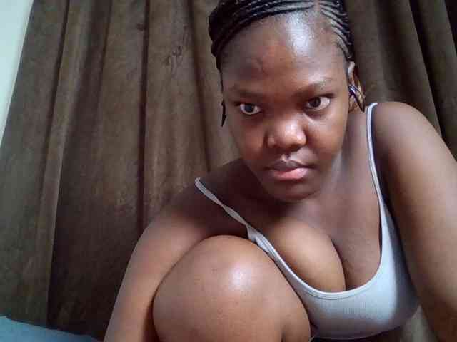 Sexyicey webcam