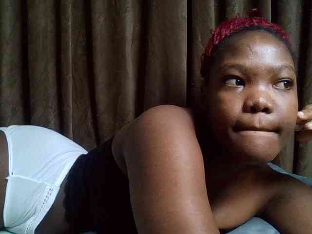 Sexyicey webcam