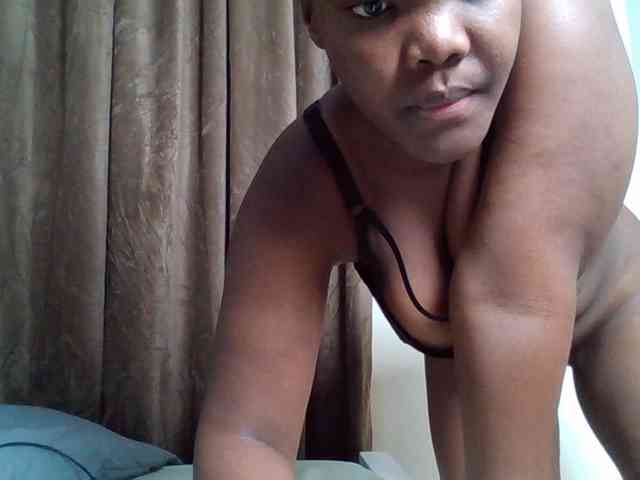Sexyicey webcam