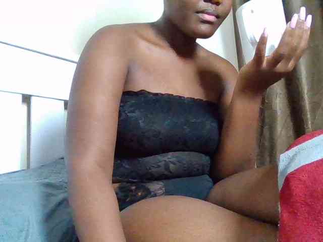 Sexyicey webcam