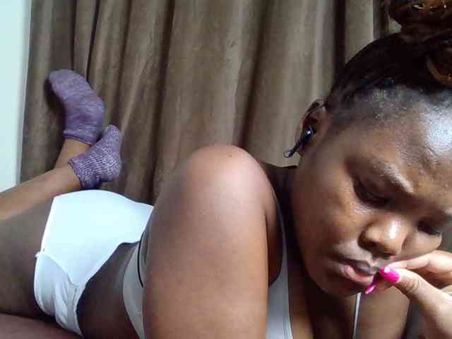 Sexyicey webcam