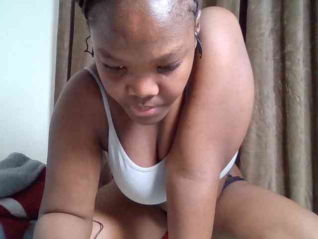 Sexyicey webcam