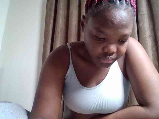Sexyicey webcam
