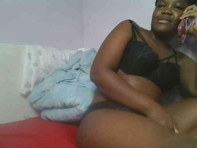 Sexyicey webcam