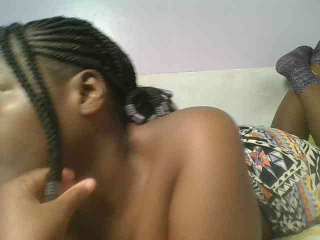 Sexyicey webcam