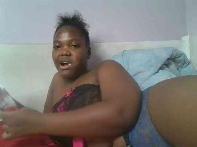 Sexyicey webcam