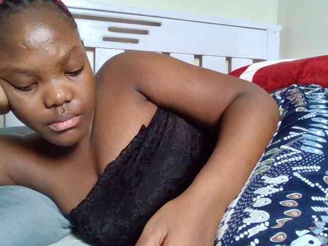 Sexyicey webcam