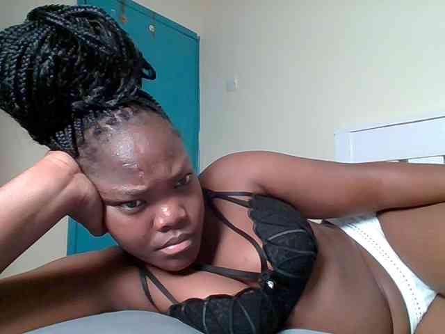Sexyicey webcam