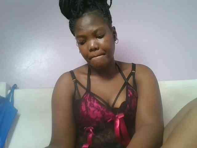 Sexyicey webcam