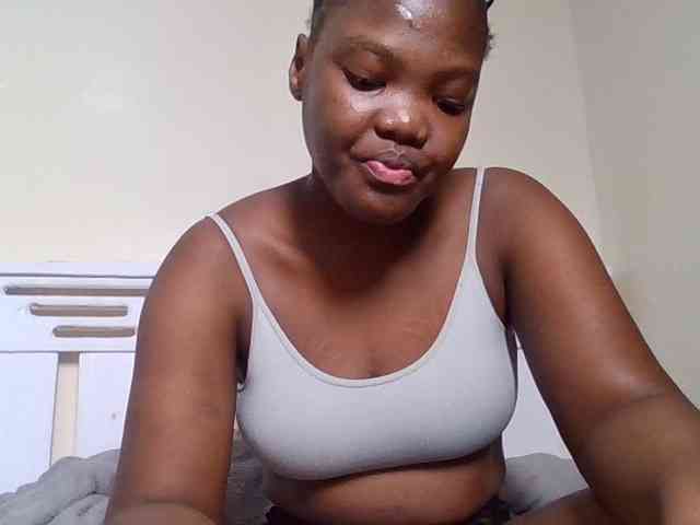Sexyicey webcam