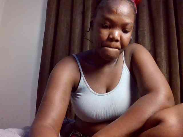 Sexyicey webcam