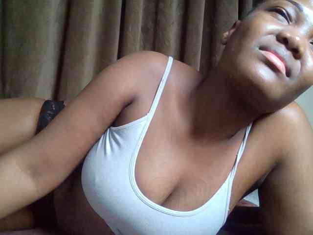 Sexyicey webcam