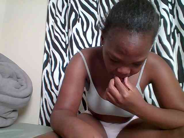 Sexyicey webcam