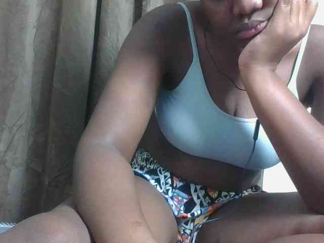 Sexyicey webcam