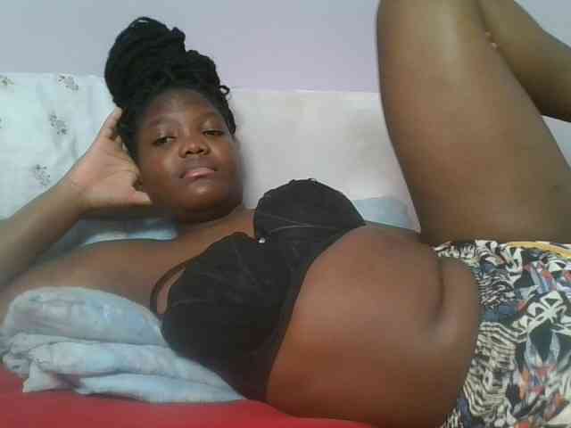 Sexyicey webcam