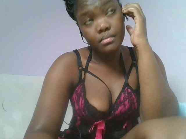 Sexyicey webcam
