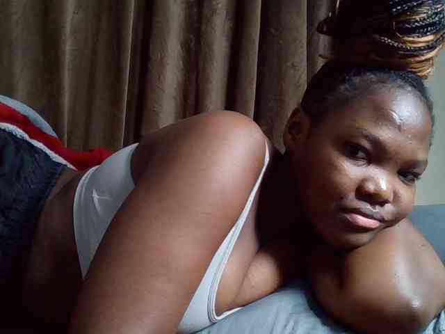 Sexyicey webcam