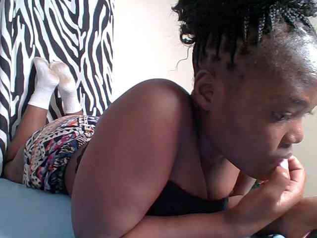 Sexyicey webcam