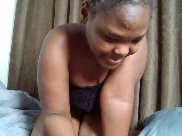 Sexyicey webcam