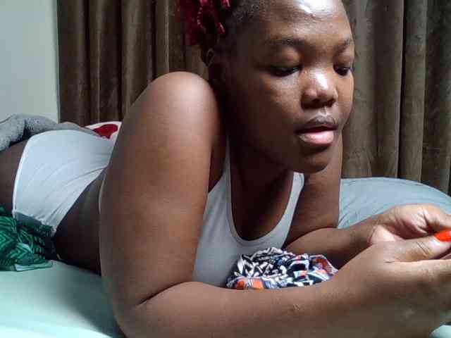 Sexyicey webcam
