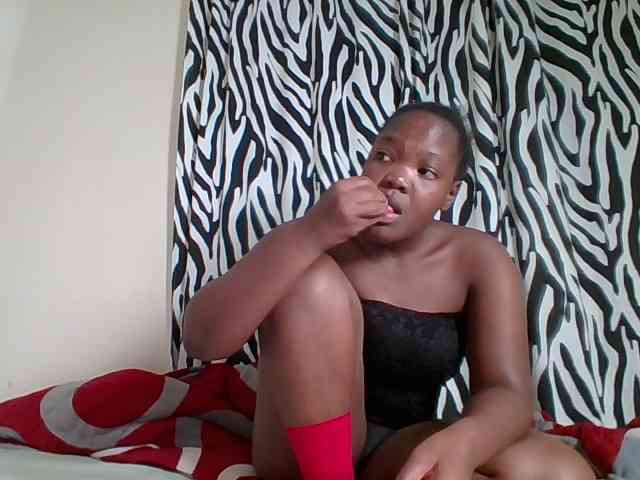 Sexyicey webcam