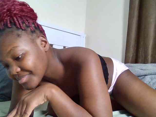 Sexyicey webcam