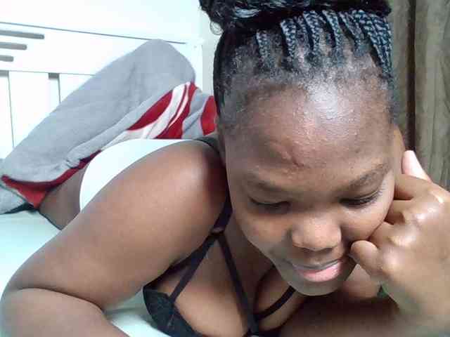 Sexyicey webcam