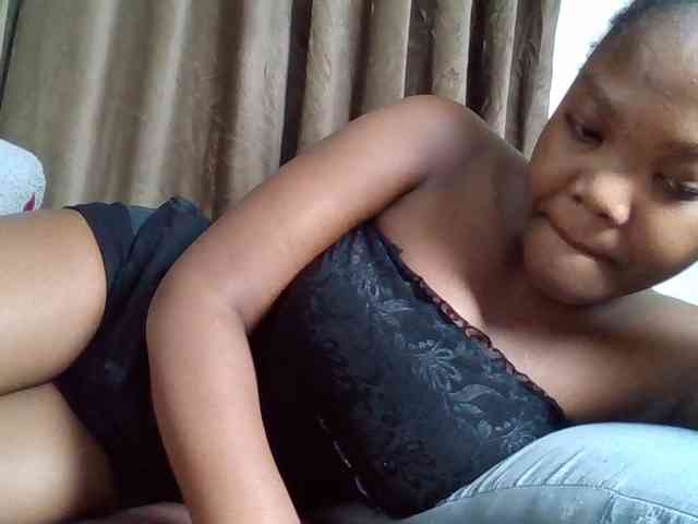 Sexyicey webcam